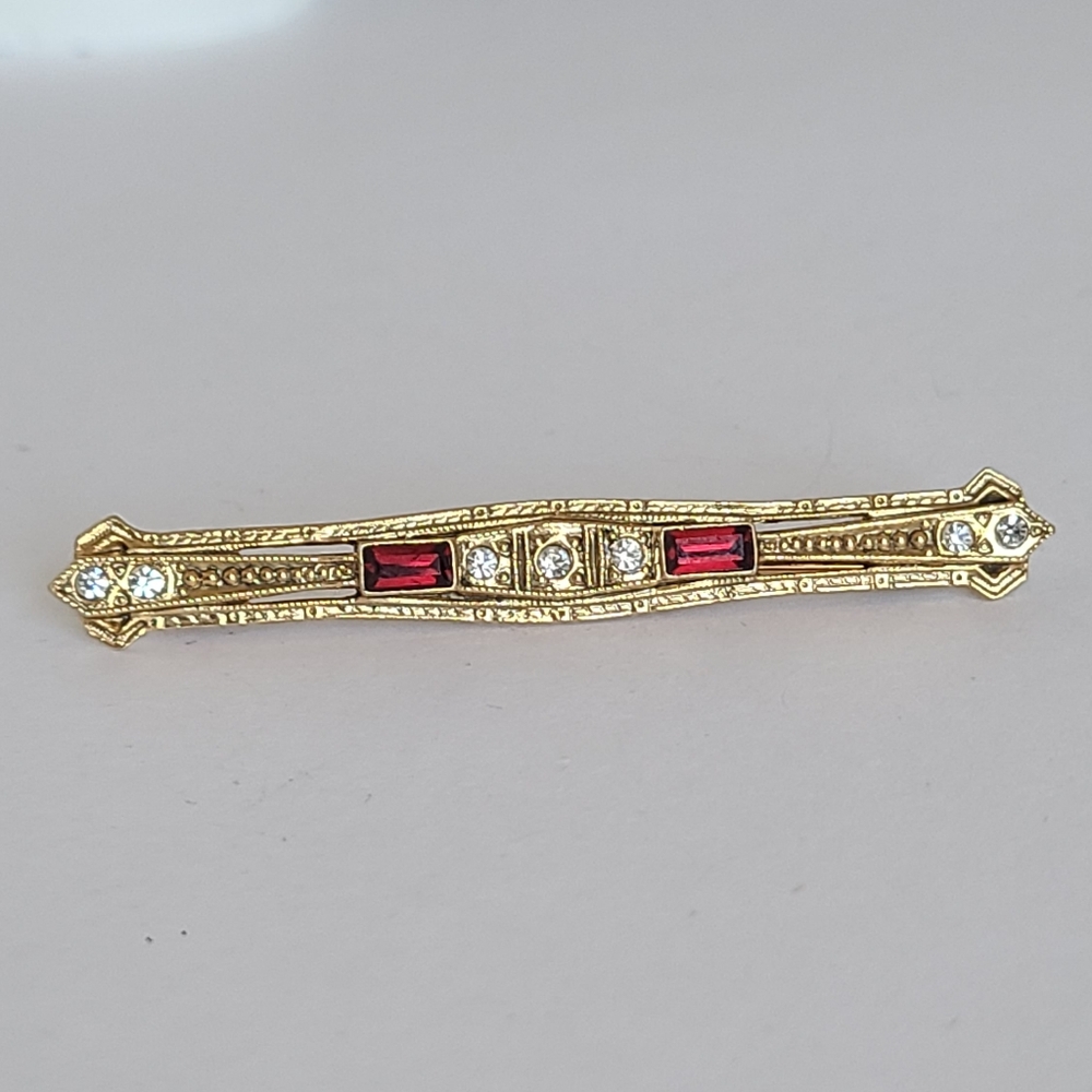 Vintage Art Deco Geometric Red Baguette Clear Rhinestone Gold Tone Bar Brooch